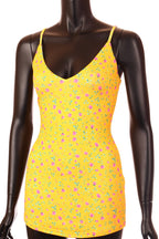 Kikiriki V nyakú alakhangsúlyozó virág mintás női felső