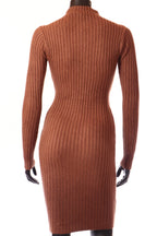 olasz női kötött ruha hosszú ujjú alakhangsúlyozó magas nyakú térd