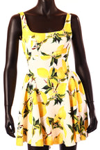 olasz női gyümölcs mintás ruha ujjatlan csónak nyakú térd