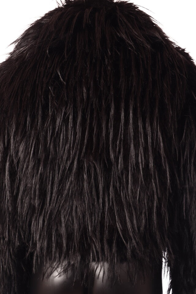 műszőrme kabát hátulról