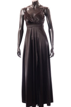 olasz női ruha ujjatlan V nyakú maxi