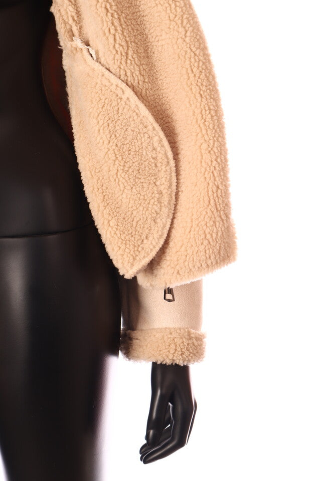 női műírha kabát belülről