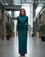 olasz női ruha hosszú ujjú alakhangsúlyozó magas nyakú maxi