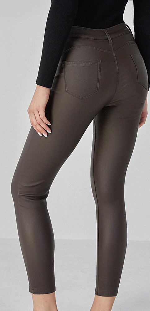 Adoro női bőr hatású nadrág hosszú alakhangsúlyozó skinny