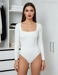 fehér Szögletes nyakú hosszú ujjú női body – Elegáns alakformáló body