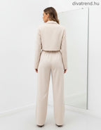 elegáns női szett hátulról
