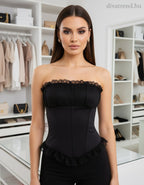 fekete pánt nélküli top, csipke szegély