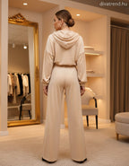 női plüss melegítő szett hátulról