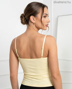 spagettipántos top, szív dekoltázzsal hátulról