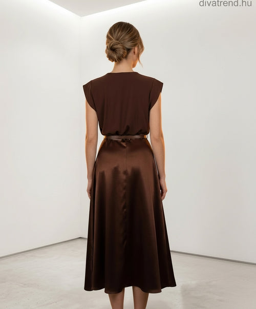 ujjatlan viszkóz midi ruha hátulról
