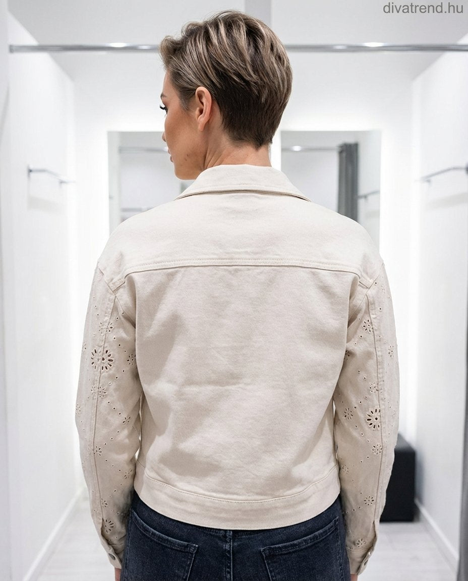 női farmerdzseki madeira mintás hátulról