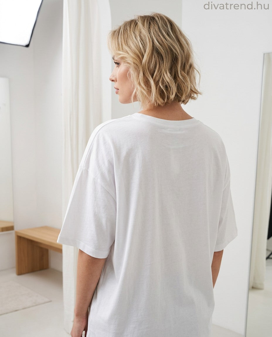 női pamut póló kutya mintás hátulról