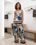 kék virágmintás szatén szett