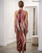 absztrakt mintás nyári maxi ruha hátulról