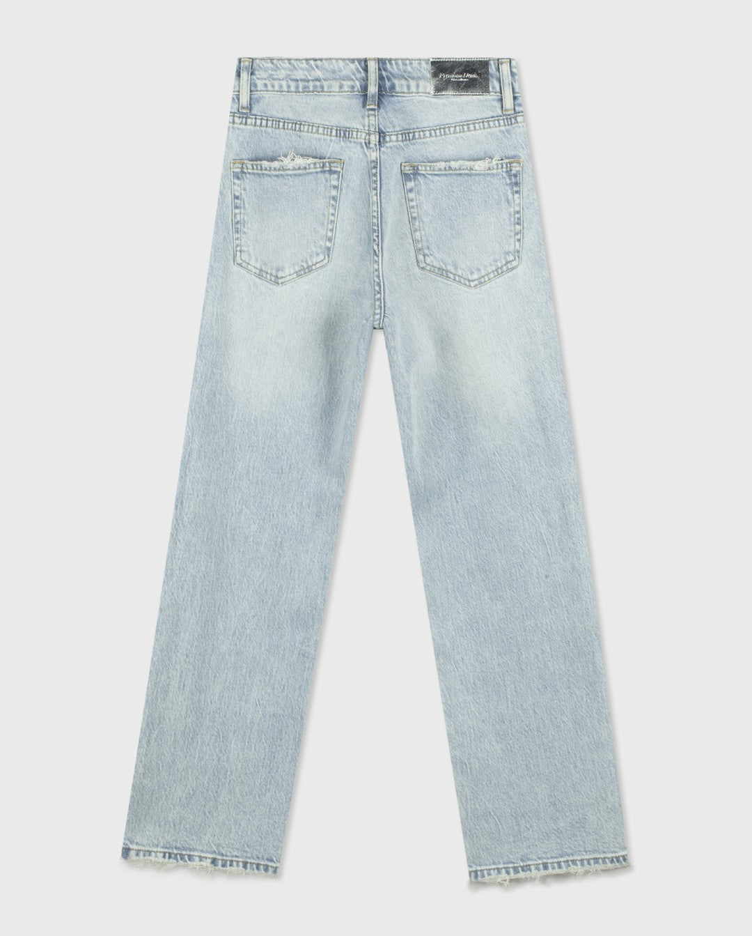 egyenes szárú farmer hátulról