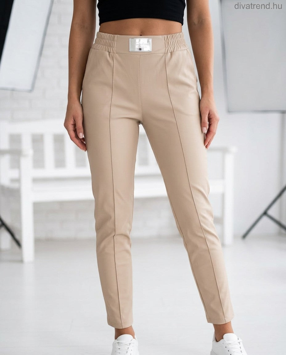 bézs elegáns női pamut chino nadrág, elöl varrott élekkel