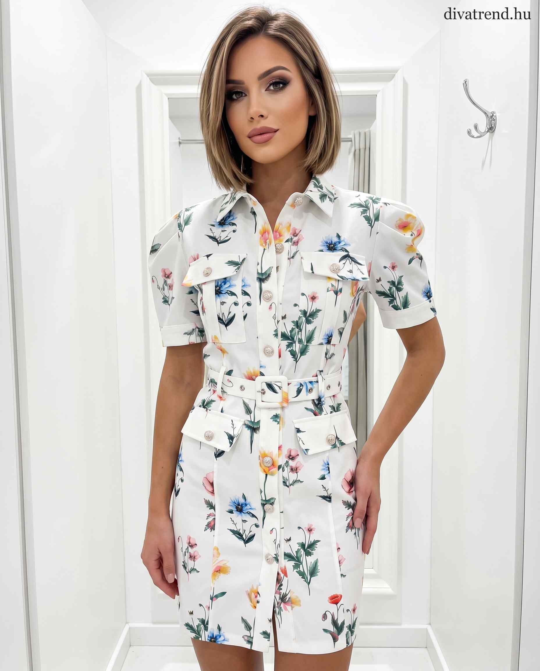 fehér kék női mini ruha, mezei virágokkal, elasztikus bengalin anyagú