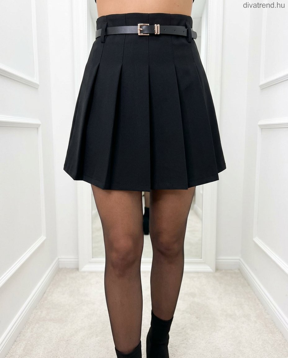 fekete rakott mini skort övvel