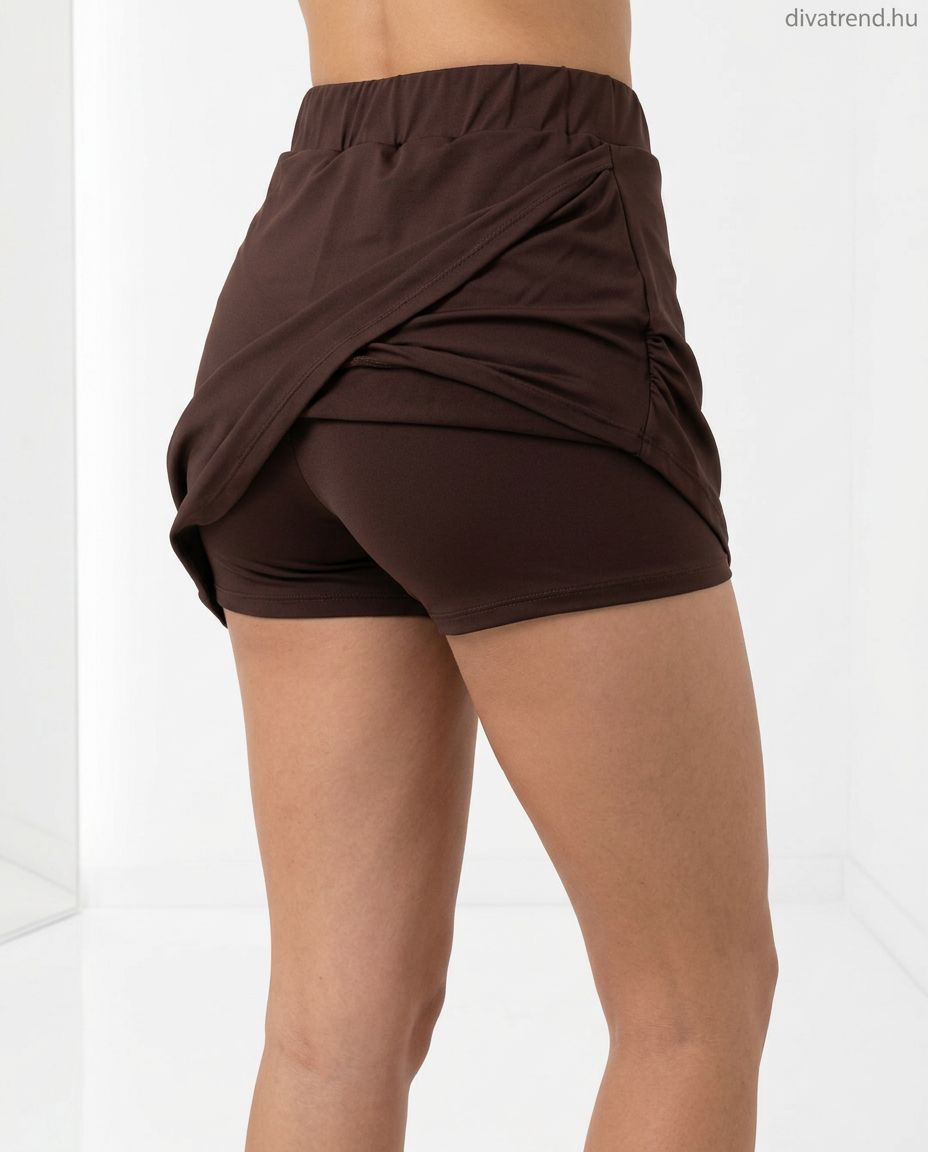 viszkóz mini skort, oldalán felsliccelt hátulról